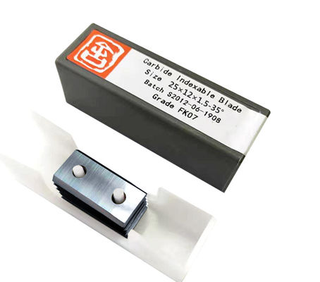 Inserções intercambiáveis ​​de metal duro de grau FK07 com 2 furos usadas em fresadora de madeira 20mmX12mmX1mm